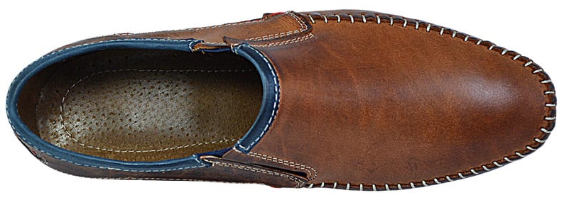 Top-down image of men's leather loafers, highlighting a soft sheepskin inner lining for breathability.