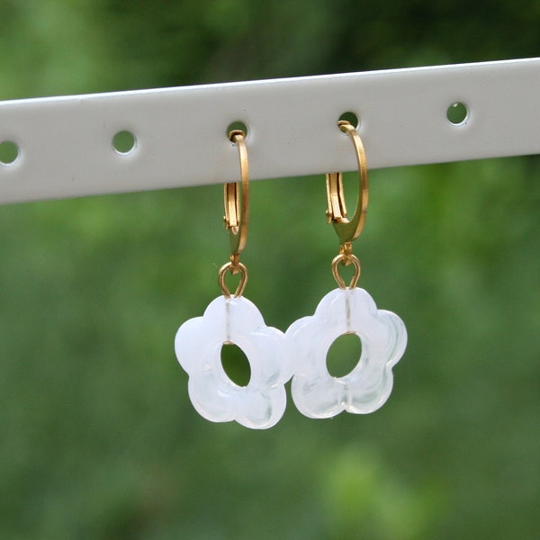 Boucles d'oreilles en acier inoxydable et perles fleuries