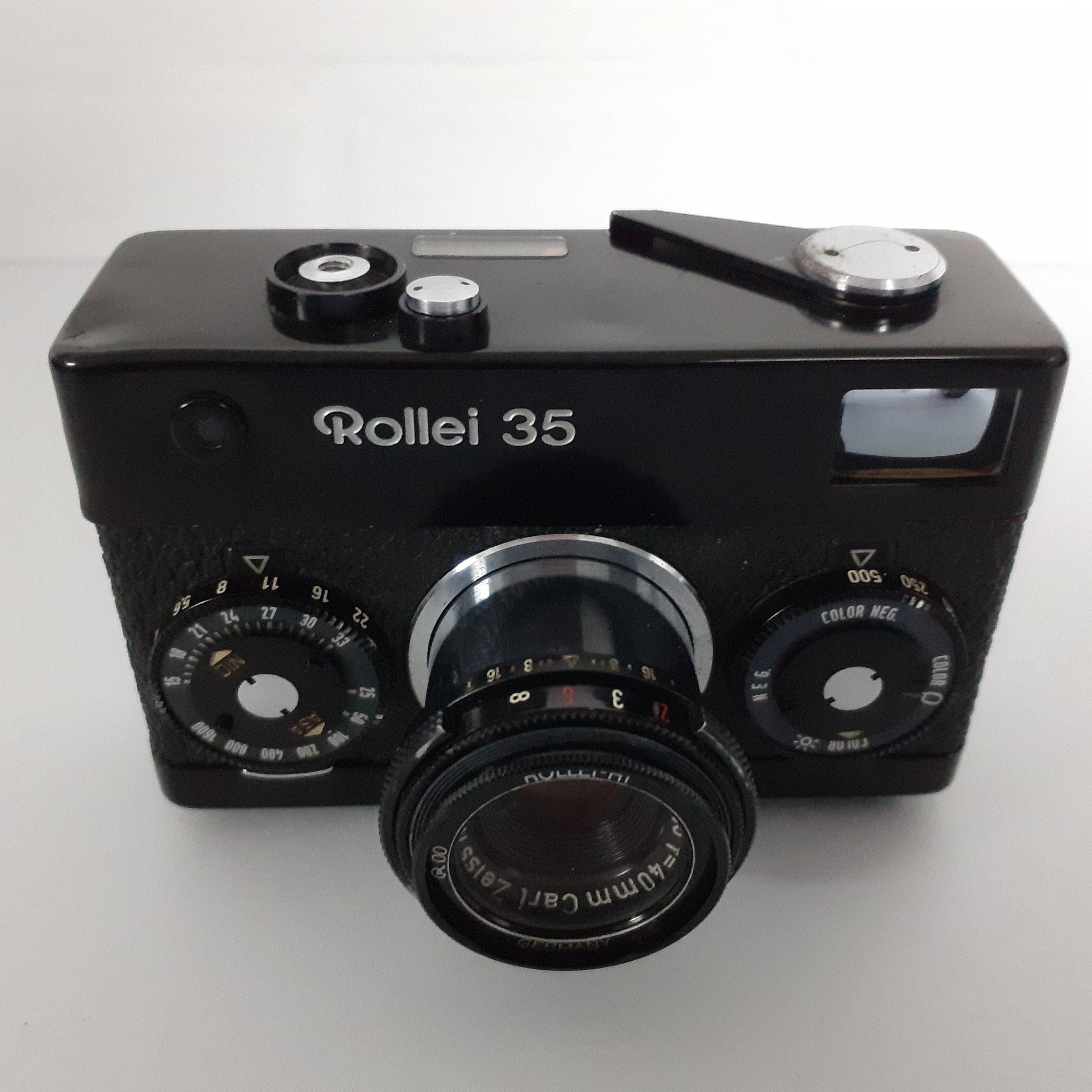 Rollei 35 Film Camera, Carl Zeiss Tessar 40mm F/3.5 Lens