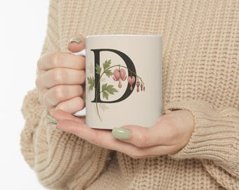 Floral Initial Mug – Personalized Botanical Letter D Cup – Custom Coffee or Tea Gift – Aesthetic Cottagecore Ceramic Mug