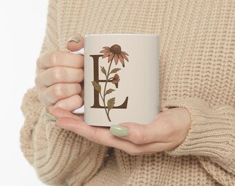 Floral Initial Mug – Personalized Botanical Letter E Cup – Custom Coffee or Tea Gift – Aesthetic Cottagecore Ceramic Mug