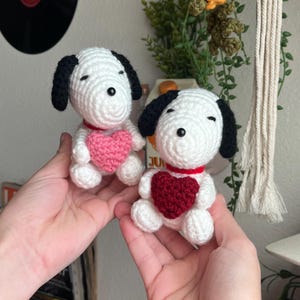 Valentine&#39;s Day Gift, Crochet Dog, Crochet Dog Holding a Heart, Anniversary Gift, Gift for Valentine&#39;s Day, Gift for Girlfriend