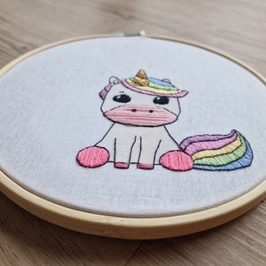 Embroidery picture unicorn / embroidery frame unicorn / wall decoration / 18 cm embroidery picture / gift for birth / embroidery image 3