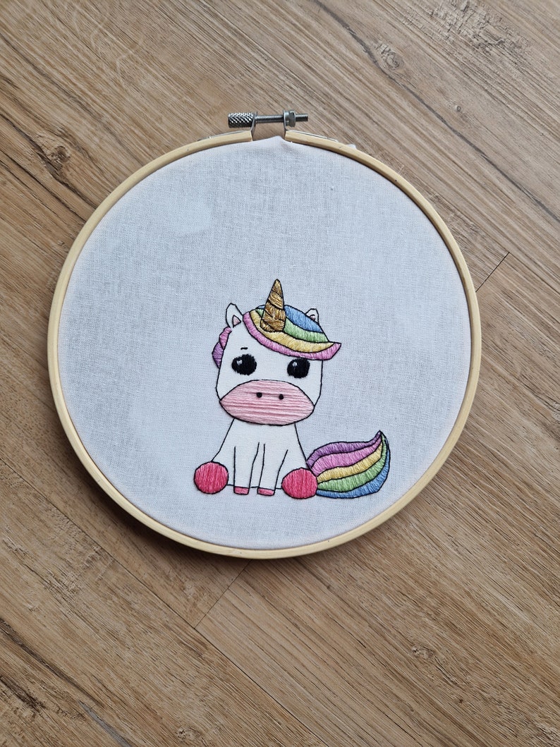 Embroidery picture unicorn / embroidery frame unicorn / wall decoration / 18 cm embroidery picture / gift for birth / embroidery image 2