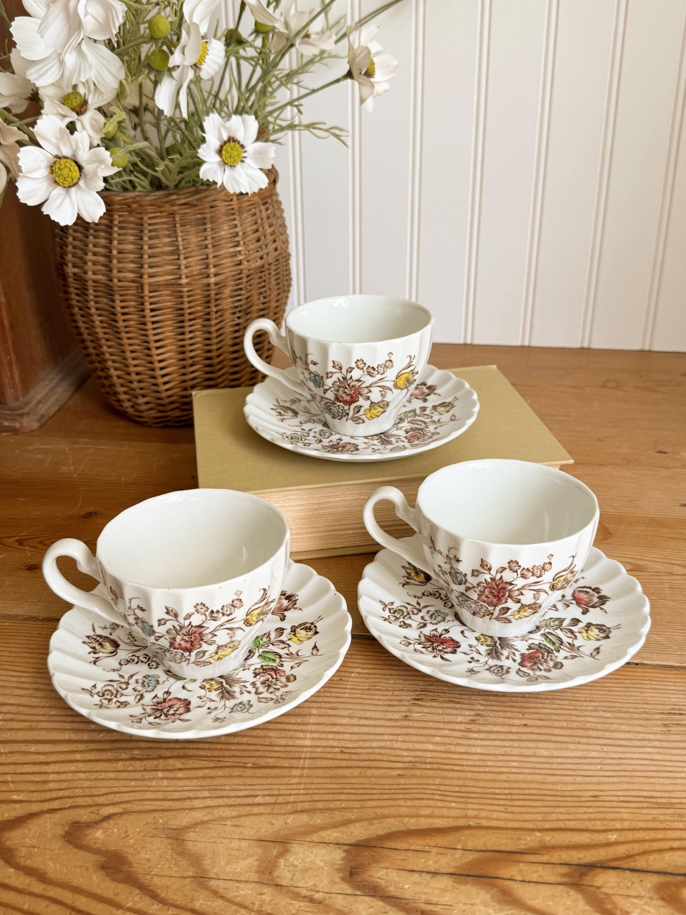 希少！イギリス製Johnson Bros orchard18点   ティーセット 希少！イギリス製Johnson Bros orchard18点 ティーセット