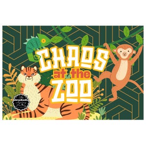 Puede incluir: Ilustración colorida con el texto "Chaos at the Zoo". Presenta un tigre, un mono y un camaleón sobre un fondo geométrico verde con vegetación selvática. El logotipo de Deadbolt Mystery Society está en la esquina inferior izquierda.