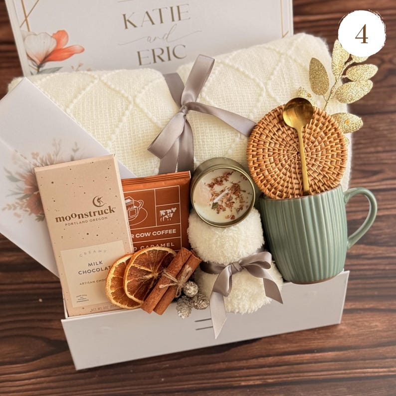 Caja de regalo otoñal acogedora con manta y vela: regalo de agradecimiento Gift Box 4