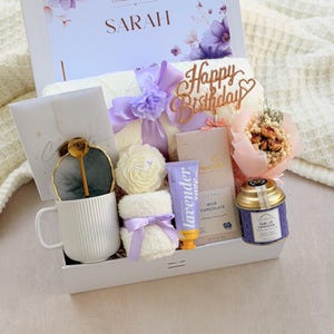 Women Birthday Gift Box, Birthday Gift for Her, 50th 60th 80th Birthday Gift, Cozy Self Care Basket, Spa Gift Basket, Hug in a Box for Women
