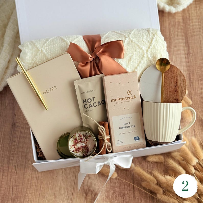 Hot cocoa gift basket for men with ceramic mug, candle and chocolate bar — thoughtful gift box for dad or boss