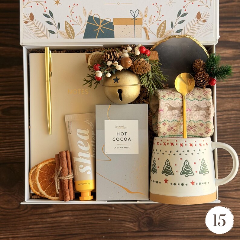 Christmas Eve Gift Box for Family, Neighbor Holiday Gift Box, Cozy winter gift for couples New Year gift box for neighbor Gift Box 15