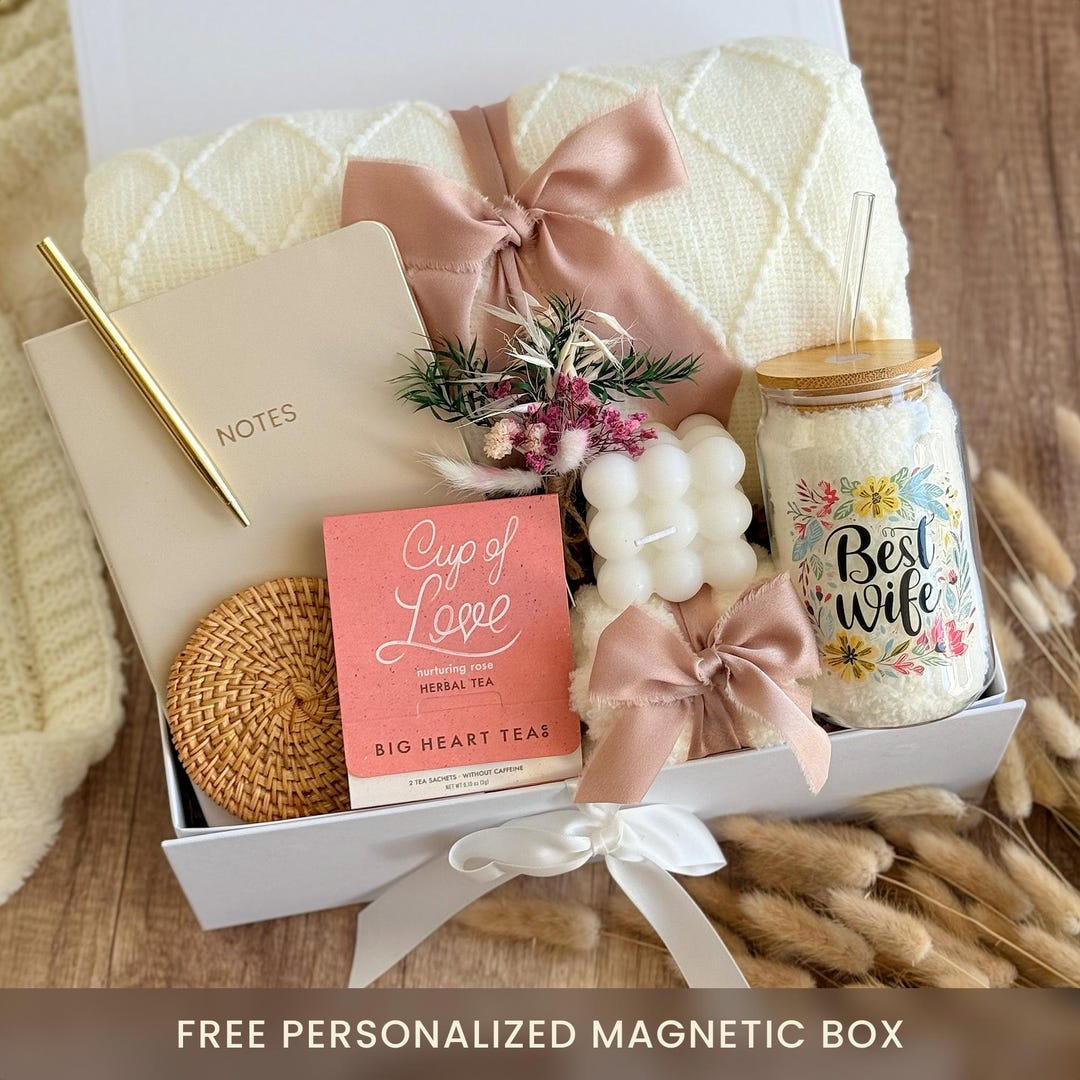 Cozy Gift Box for Wife: Knit Blanket, Candle & Tea (personalized