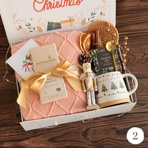 Hug in a Box for Her, Classy Gift Basket, Hygge Care Package, Thinking of You Gift for Mom, Winter Christmas Holiday Gift Gift Box 2