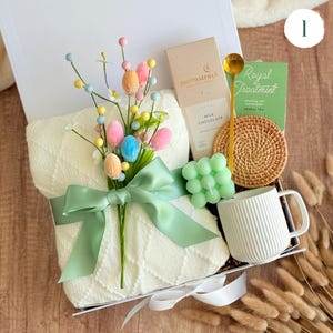 Easter gift box, cozy Easter gift, Easter basket, Easter gift for mom, hygge Easter gift, spring gift box, holiday gift basket, Easter care package, Easter surprise box, warm Easter gifts, relaxation Easter box, Easter self-care kit, Easter-themed gift, pastel Easter gifts, spa Easter box, tea and treats gift, Easter wellness set, handmade Easter gifts, thoughtful Easter present, festive Easter bundle