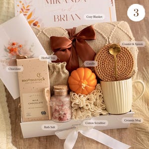 Caja de regalo otoñal acogedora con manta y vela: regalo de agradecimiento Gift Box 3