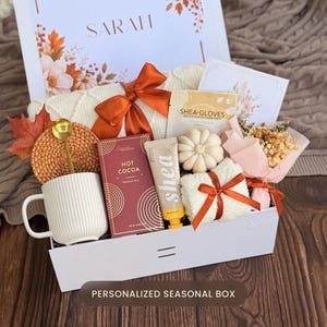 Self Care Gift Box for Women, Cozy Blanket Gift Basket, Hug in a Box, Fall Gift Basket, Thinking of You Gift, Christmas Holiday Gift for Her