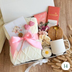 Gift Box for Women – Valentine's Gift Box for Her, Galentines gift for her, Sister Valentine's Gift Box Gift Box 14