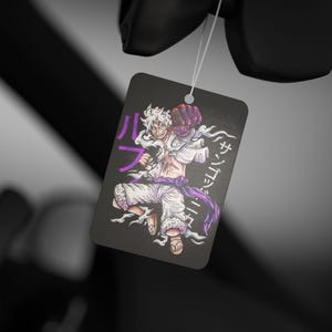 Deodorante per auto Anime Black Ice Scent Anime Auto Decor Otaku Specchietto retrovisore Accessorio per auto Kawaii Regalo perfetto per gli amanti degli anime immagine 5