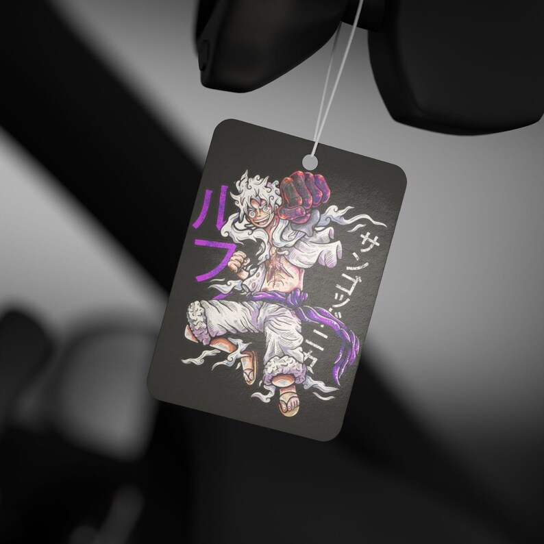 Deodorante per auto Anime Black Ice Scent Anime Auto Decor Otaku Specchietto retrovisore Accessorio per auto Kawaii Regalo perfetto per gli amanti degli anime immagine 5