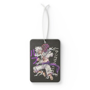 Deodorante per auto Anime Black Ice Scent Anime Auto Decor Otaku Specchietto retrovisore Accessorio per auto Kawaii Regalo perfetto per gli amanti degli anime immagine 2