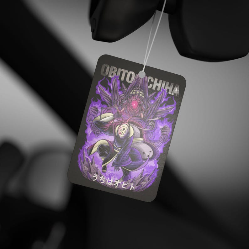 Ambientador de coche de anime con aroma a hielo negro, decoración de coche de anime, etiqueta para espejo retrovisor Otaku, accesorio kawaii para coche, regalo perfecto para amantes del anime. imagen 5