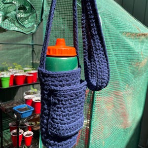 Water Bottle Cell Phone Carrier | Crossbody Water Bottle Carrier | Reusable Crochet Hands-Free Travel Cup Holder Navy