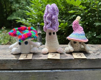 Pequeños duendes de hongos