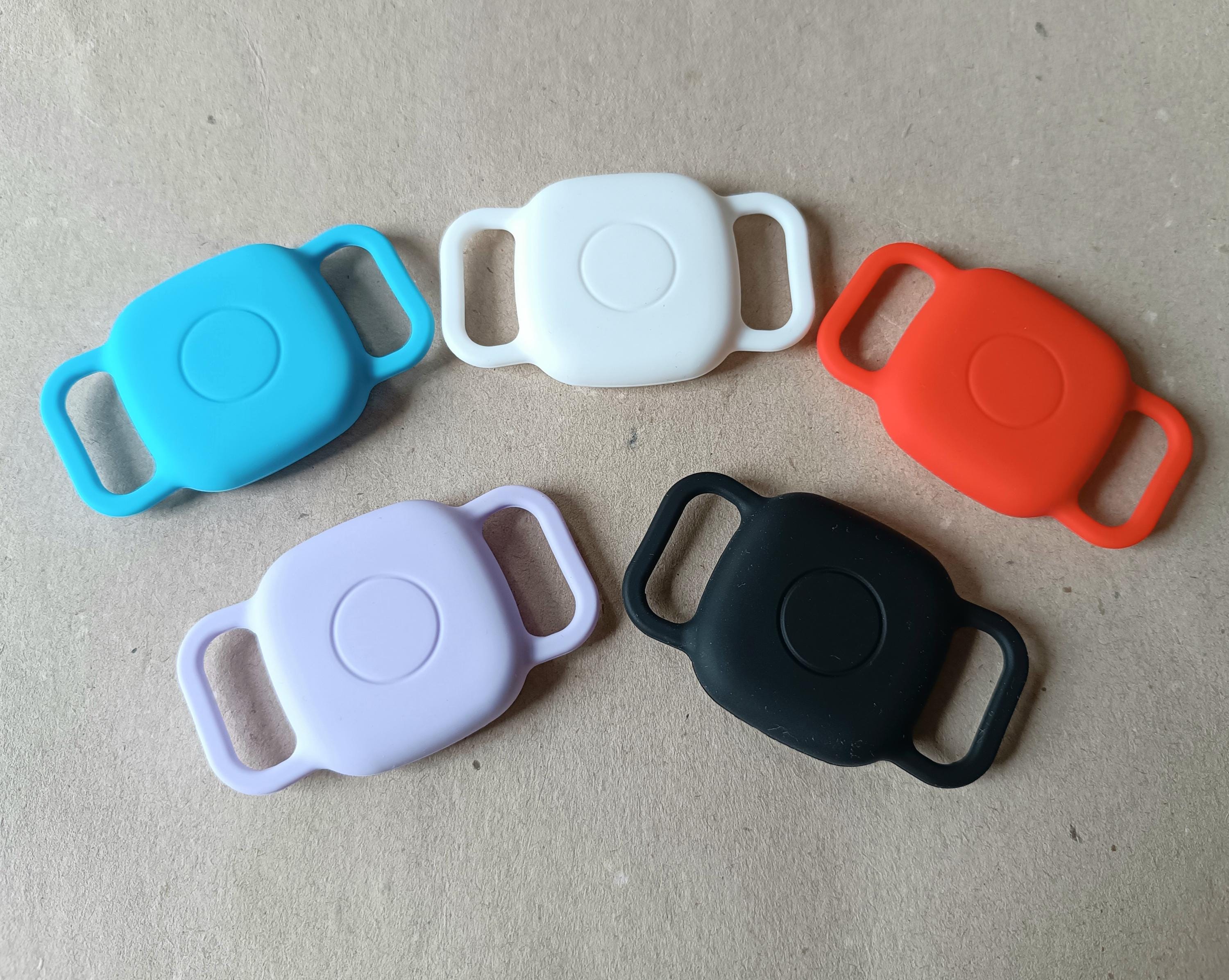 toergy Confezione da 2 custodie protettive per Motorola Moto Tag Smart Anti Loss Tracker portachiavi in silicone – durevole ed elegante cover impermeabile, anti-caduta, grigio