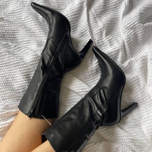 Vintage square toe 90s boots shoes, black women leather women boots, y2k ankle platform boots UK 3 US 5 EU 36 Felmini heeled boots