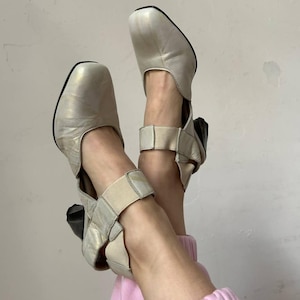 Vintage pumps Lisa Tucci leather heels, platform 90s womens lace up sandals, block heel wedding shoes, bridal mary janes US 7.5 EU 38 UK 5