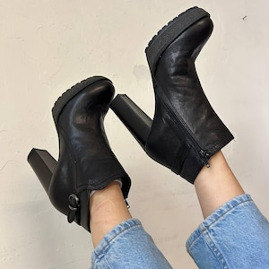 Leather lace up platform boots, vintage ankle fetish fairy boots, goth womens block heel boots, EU 40 US 9 Elena Italy shoes