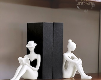 Modernes Paar 2 Frauen Sitzende Buchstütze | Unikat Buchstütze für Bücherregal | Buch-Liebhaber Geschenk | Minimalistischer Buchhalter Liebesgeschenk für Bücherleser |