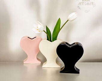 Hermoso florero en forma de corazón / florero para flores / decoración de estantería decoración moderna del hogar para los amantes de las flores / regalo de flores para el día de la madre /