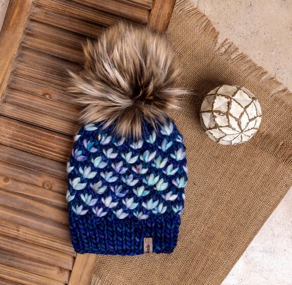 Deep Blue Lotus Flower (Adult) - 100% Merino Wool Beanie (Dark blue/Light blue)