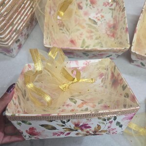 Handmade Cardboard Gift Basket Wedding Party Favor Chocolate Hamper Storage Box Housewarming Present