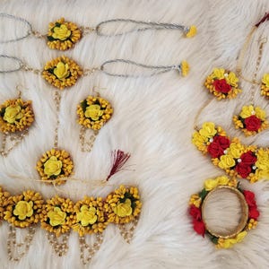 Floral Handmade Haldi Mehandi jewelry set Necklace,Earrings,Maang Tikka,and Hand Gajra Indian Wedding Bridal jewelry Mehandi Wedding Sangeet