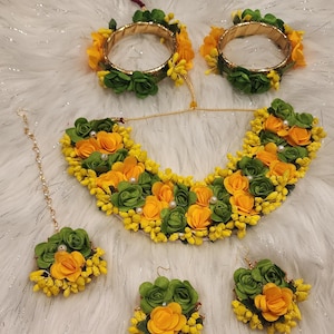 Floral Handmade Haldi Mehandi jewelry set Necklace,Earrings,Maang Tikka,and Hand Gajra Indian Wedding Bridal jewelry Mehandi Wedding Sangeet