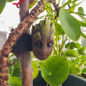 Baby Groot Figure, Superhero Statue Collectible , Baby Groot Magnet , Unique Display Piece - Novelty Guardians of the Galaxy Decor