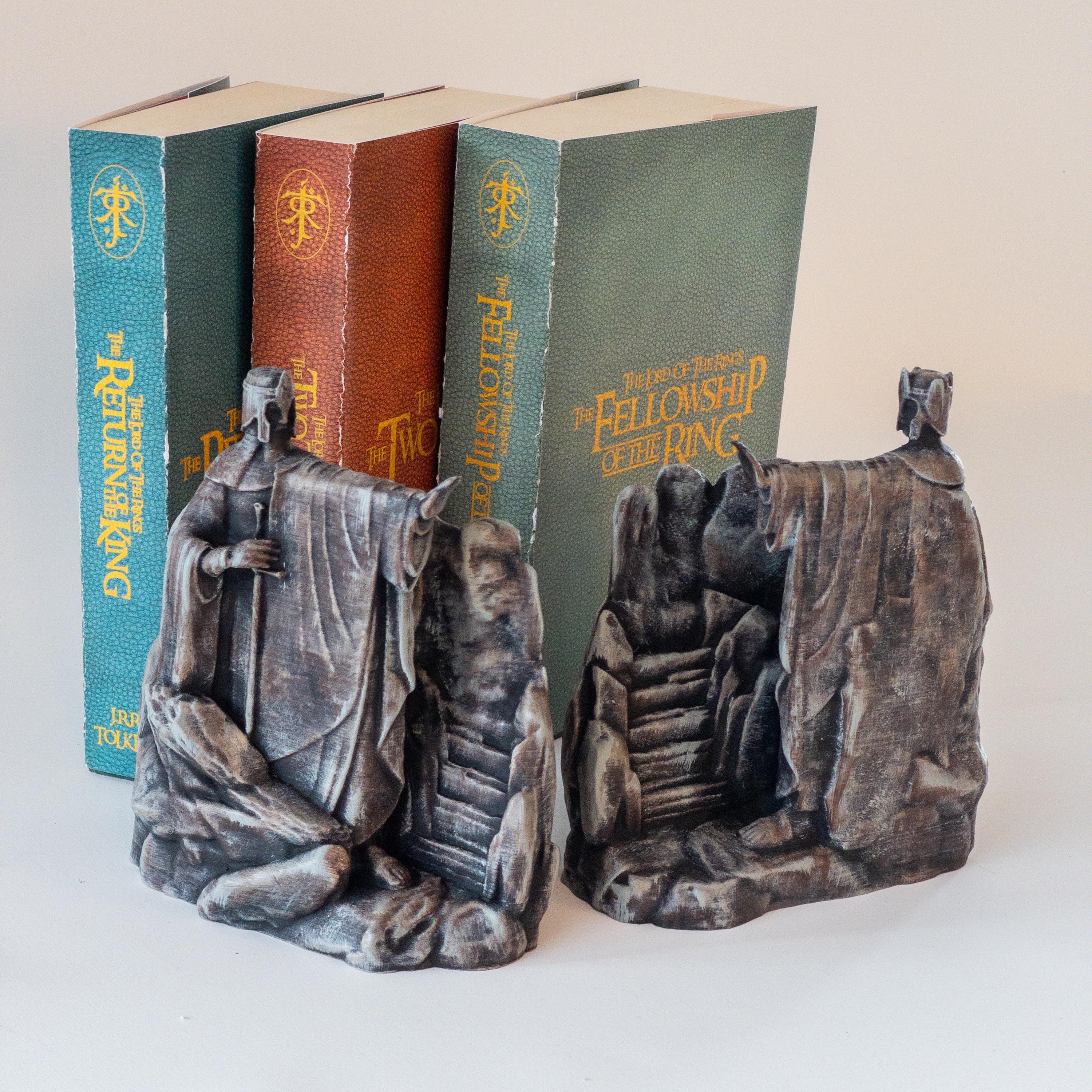 Argonath Bookends: Lord of the Rings Statue Diorama - Etsy