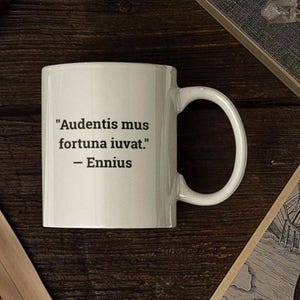 Ennius Zitat Keramikbecher: Vintage Geschenk für das römische Reich