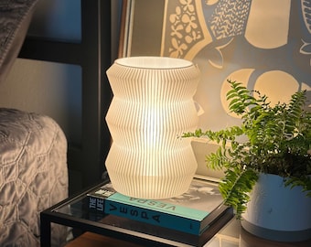 Lámpara de mesa moderna impresa en 3D ModLamp Ollie