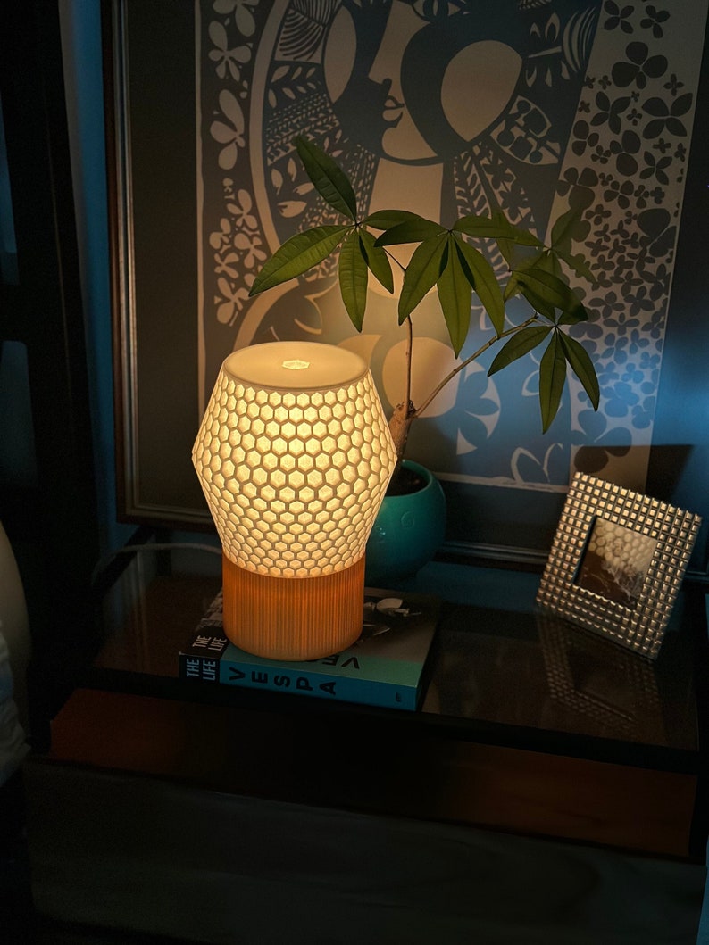 Honeycomb 3D Printed Lamp, Edison Lamp, Groovy Lamp, Cool Lamp, Colorful Lamp, Warm Glow Lamp, Mood Lamp, Side Table Lamp, Small Lamp, Bedside Lamp, Cool Lamp, Groovy Lamp, Colorful Lamp, Custom Lamp, Gift Lamp, 3D Printed Cool Gift, Edison Bulb Lamp