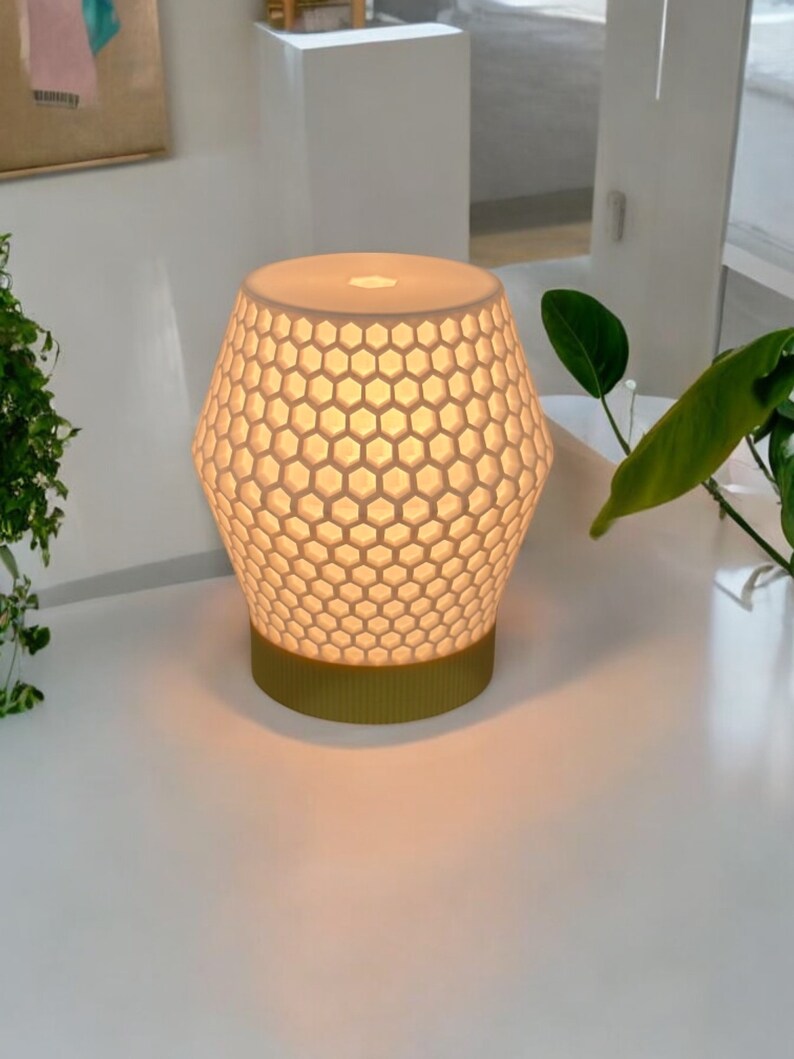 Honeycomb 3D Printed Lamp, Edison Lamp, Groovy Lamp, Cool Lamp, Colorful Lamp, Warm Glow Lamp, Mood Lamp, Side Table Lamp, Small Lamp, Bedside Lamp, Cool Lamp, Groovy Lamp, Colorful Lamp, Custom Lamp, Gift Lamp, 3D Printed Cool Gift, Edison Bulb Lamp