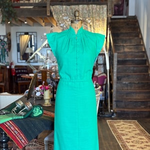 Vintage 1970s Kelly Green Maxi Dress