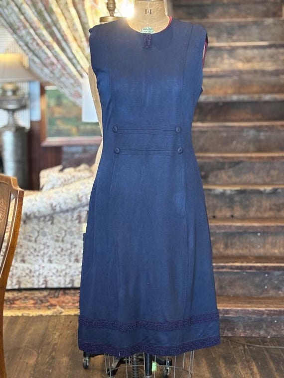 Shift Dresses 1960s 70s Vintage 1960s/70s Parkshire Navy Blue