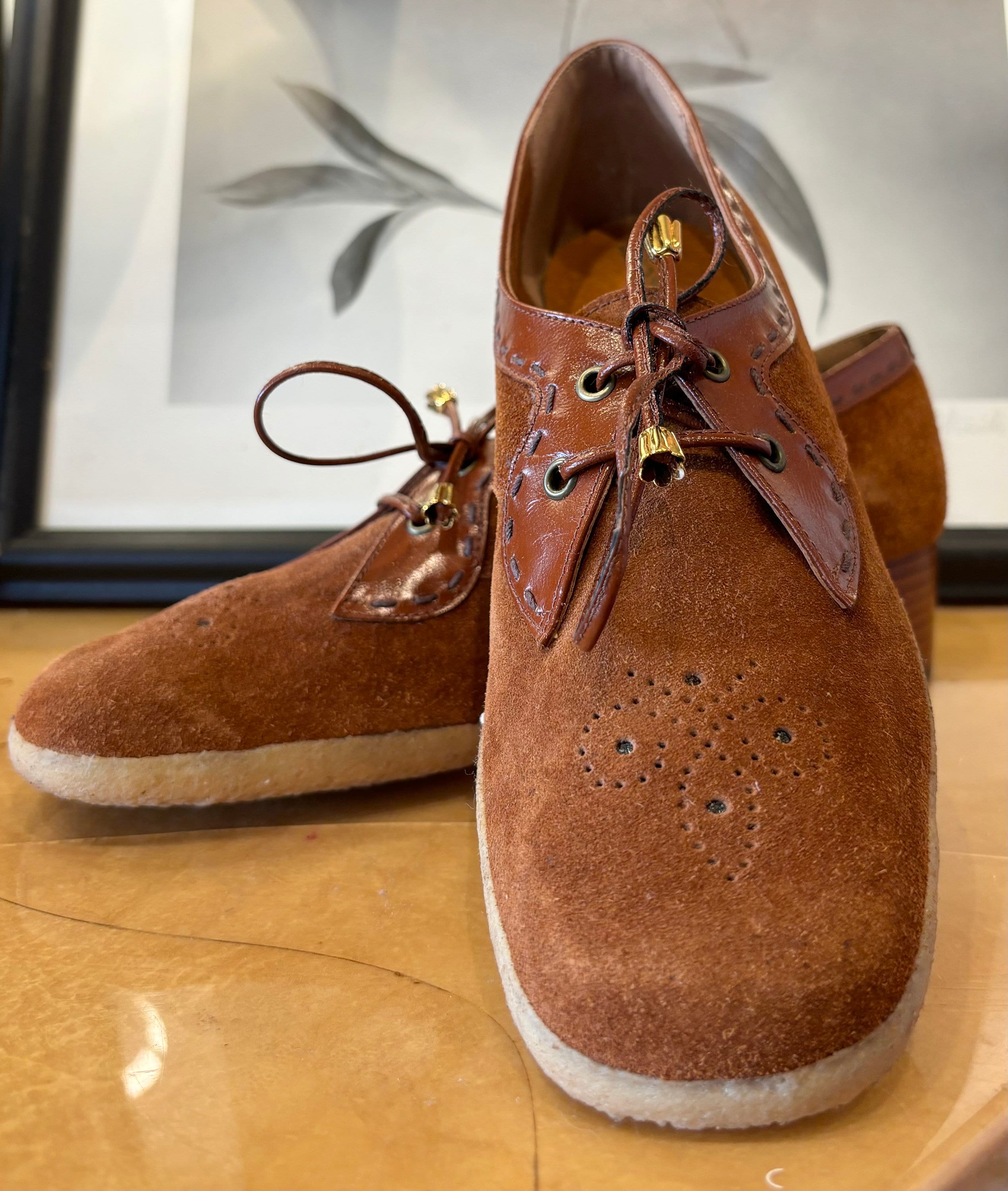 Vintage 1970s Suede Gum Sole Lace up Nearly Mint