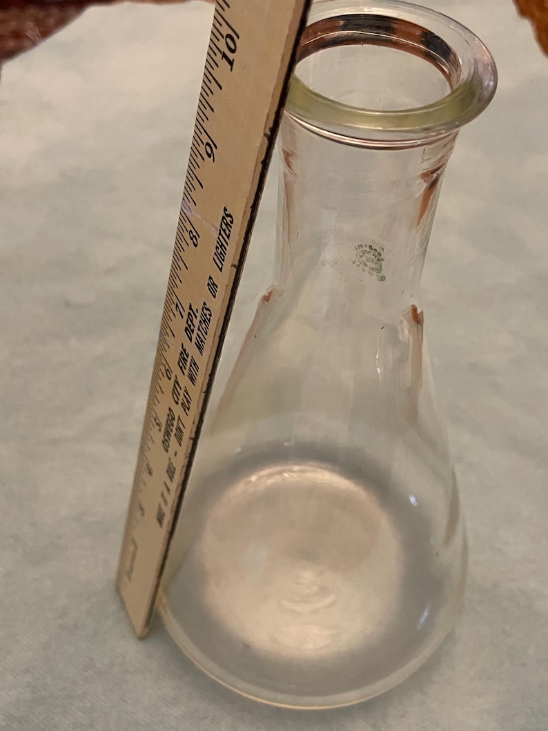 Vintage Pyrex 1000ml Flat Bottom 10