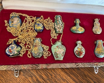 Vintage Rare Cloisonne Peking Jewelry 10 Piece Pendant Set In Original Case.