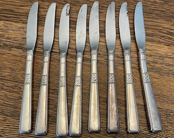 Set of 8 Knives, 8" long, Oneida CAPRI pattern, Silverplate 1881 Wm A Rogers 1935 Oneida Ltd Silverware Flatware
