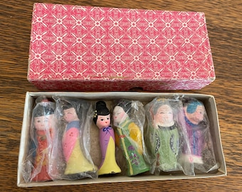 Vintage Set of 6 Japanese Hand painted clay 2-1/2" Kokeshi dolls in Original Box...READ!