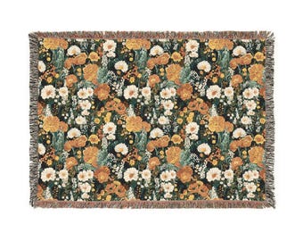 Floral Woven Cotton Blanket: Boho Decor with Fringed Edges